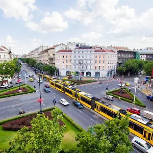 Avenue , Budapest Ungheria